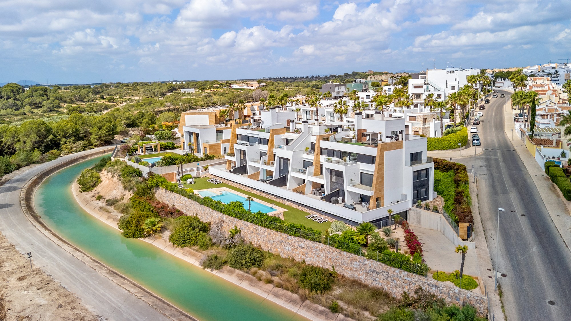 For sale - 2 Bedroom 2 Bathroom Apartment in Villamartin - Costa Blanca  - Alicante