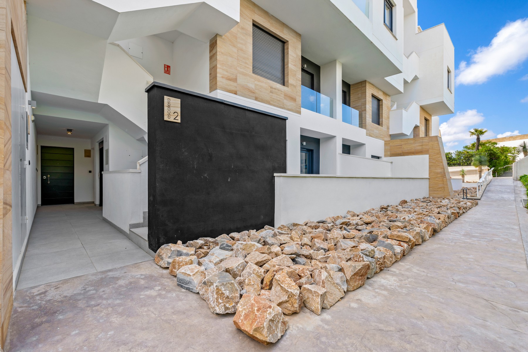 For sale - 2 Bedroom 2 Bathroom Apartment in Villamartin - Costa Blanca  - Alicante