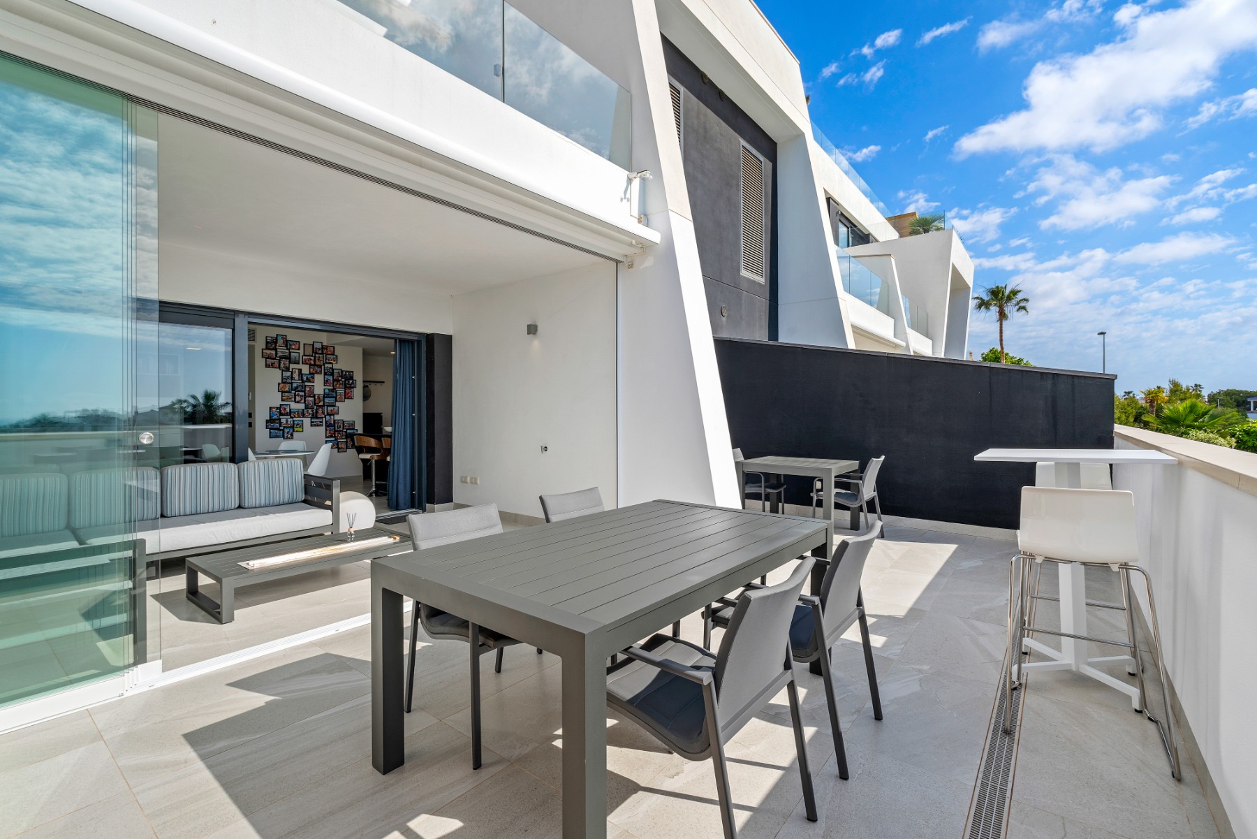 For sale - 2 Bedroom 2 Bathroom Apartment in Villamartin - Costa Blanca  - Alicante
