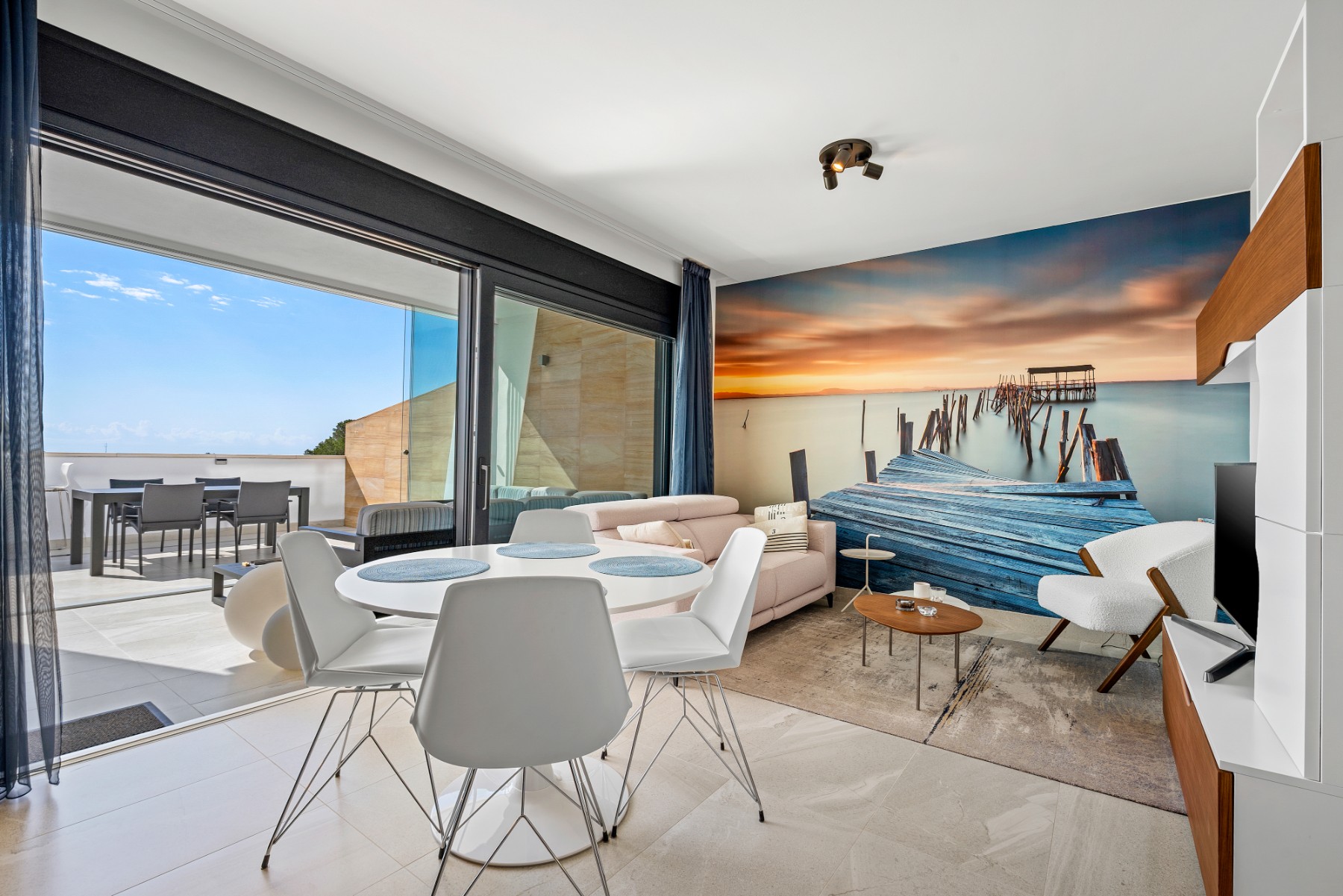 For sale - 2 Bedroom 2 Bathroom Apartment in Villamartin - Costa Blanca  - Alicante