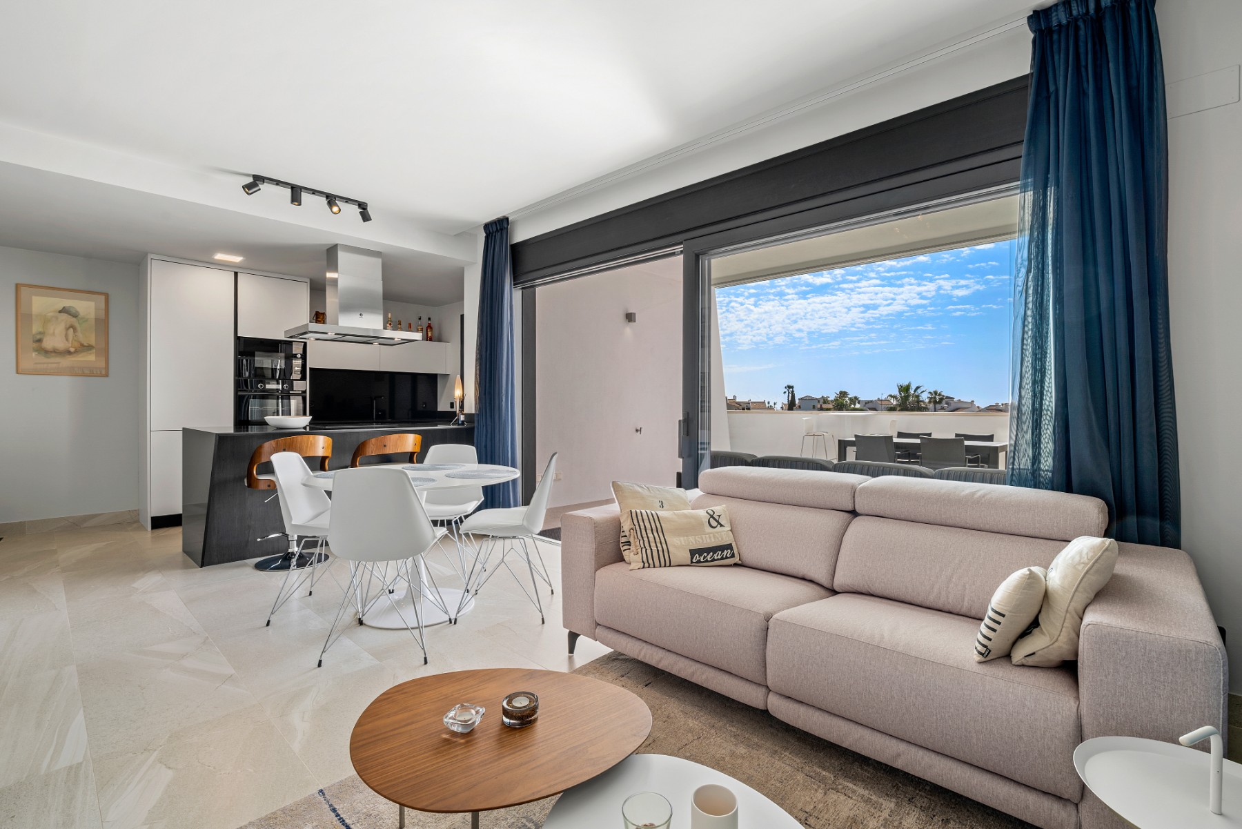 For sale - 2 Bedroom 2 Bathroom Apartment in Villamartin - Costa Blanca  - Alicante