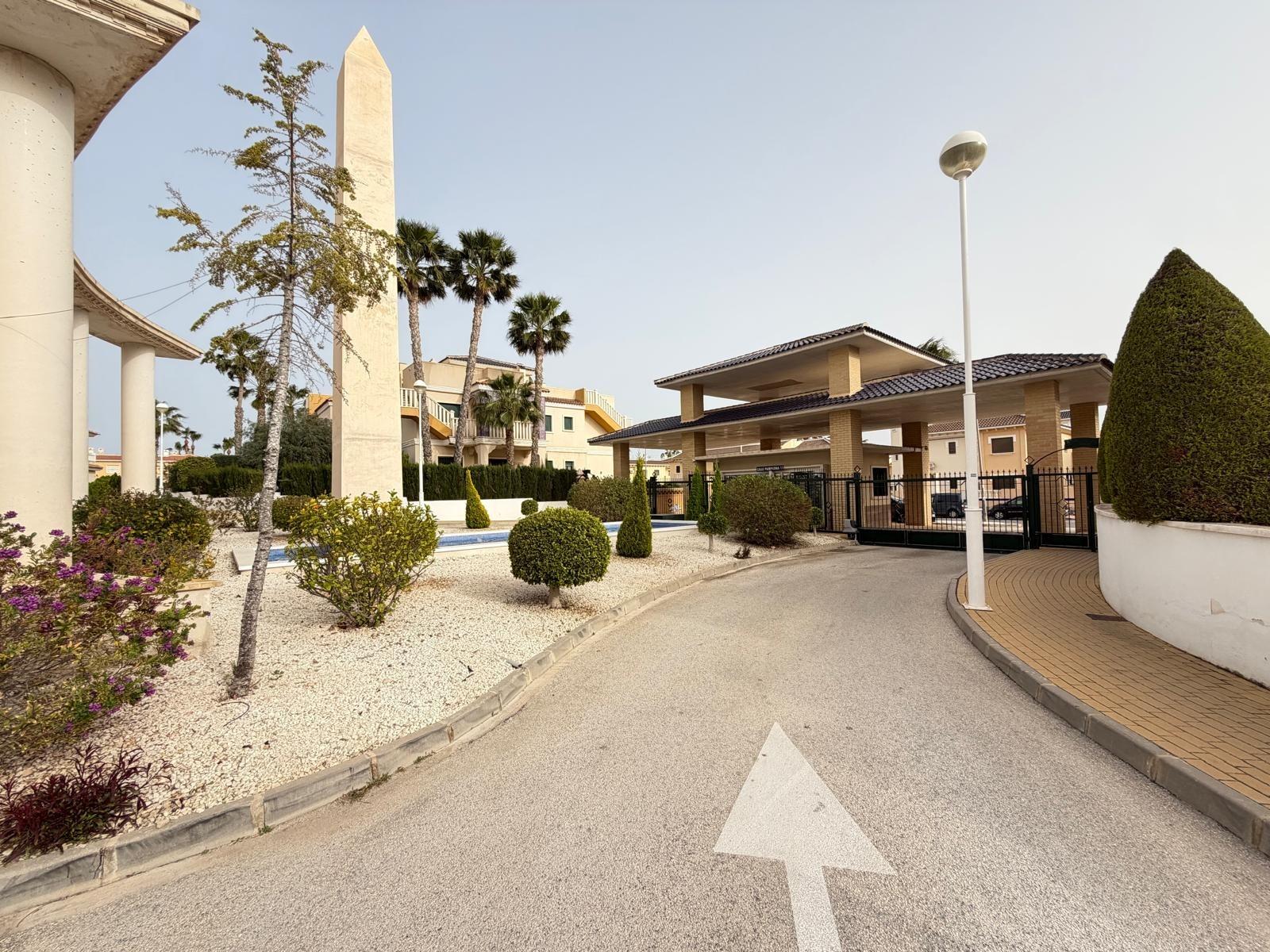 For sale - 2 Bedroom 1 Bathroom Bungalow in Ciudad Quesada - Doña Pepa  - Alicante