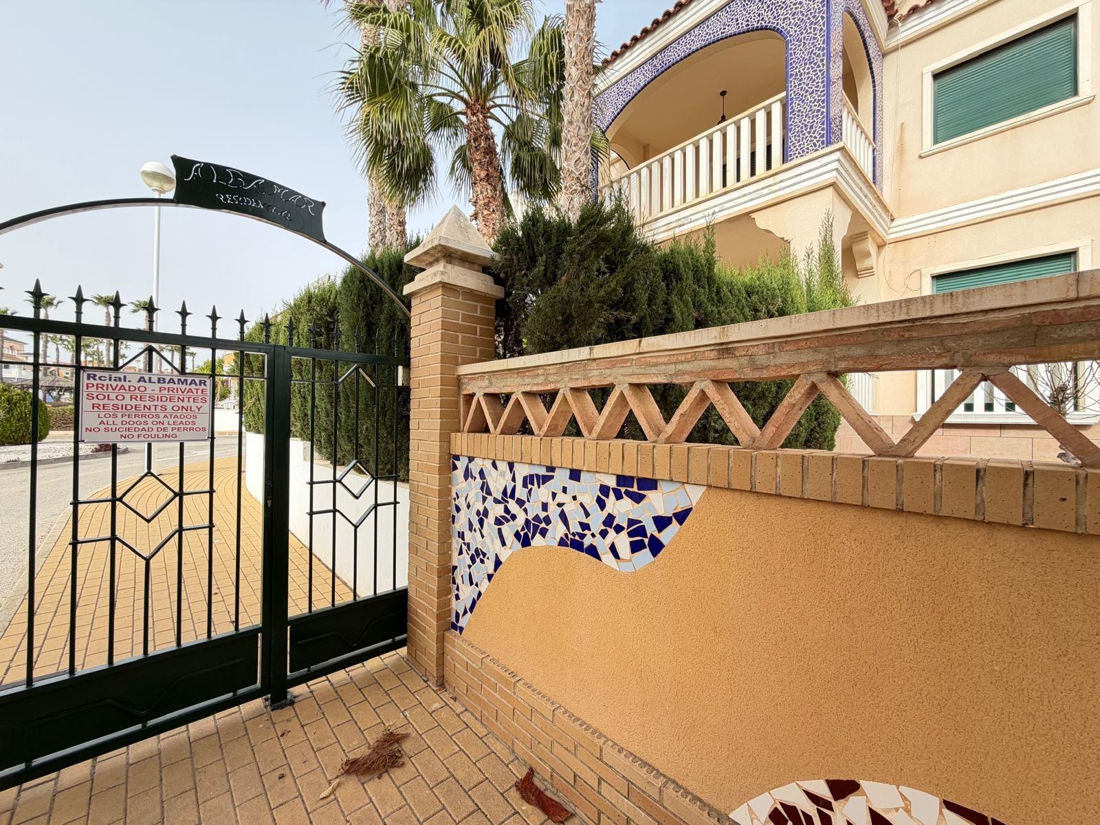For sale - 2 Bedroom 1 Bathroom Bungalow in Ciudad Quesada - Doña Pepa  - Alicante