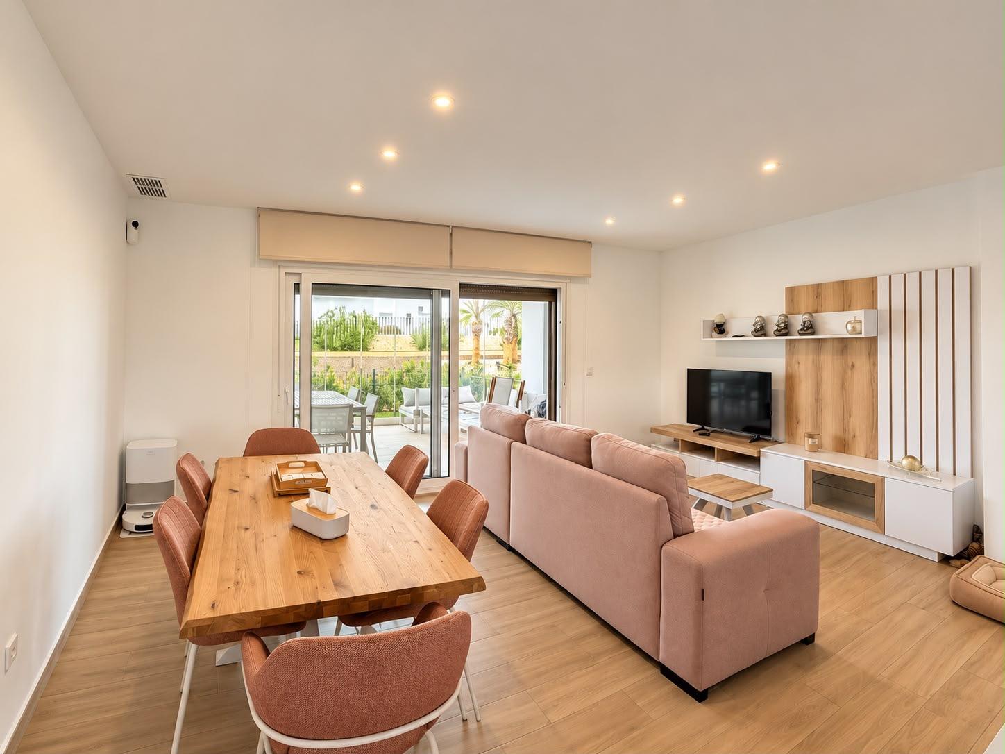 For sale - 2 Bedroom 2 Bathroom Bungalow in Orihuela - Desamparados-hurchillo-torremendo  - Alicante