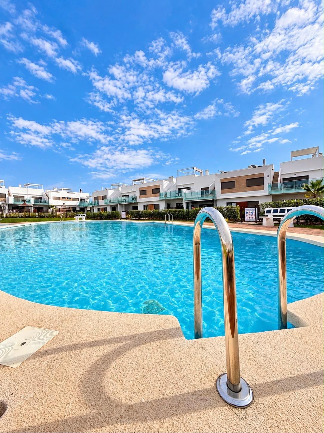 For sale - 2 Bedroom 2 Bathroom Bungalow in Orihuela - Desamparados-hurchillo-torremendo  - Alicante