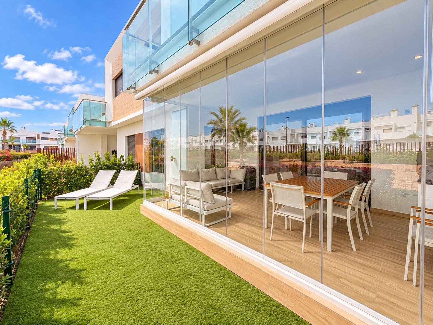 For sale - 2 Bedroom 2 Bathroom Bungalow in Orihuela - Desamparados-hurchillo-torremendo  - Alicante