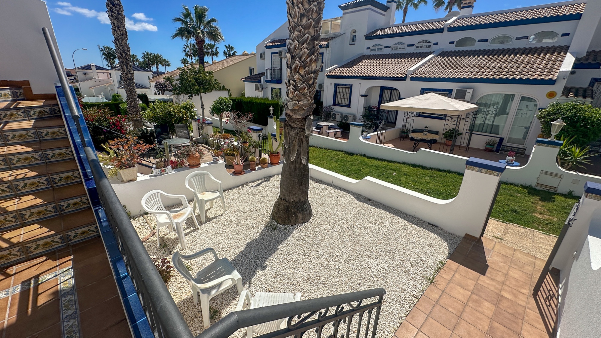 For sale - 2 Bedroom 1 Bathroom Town House in Villamartin - Costa Blanca  - Alicante