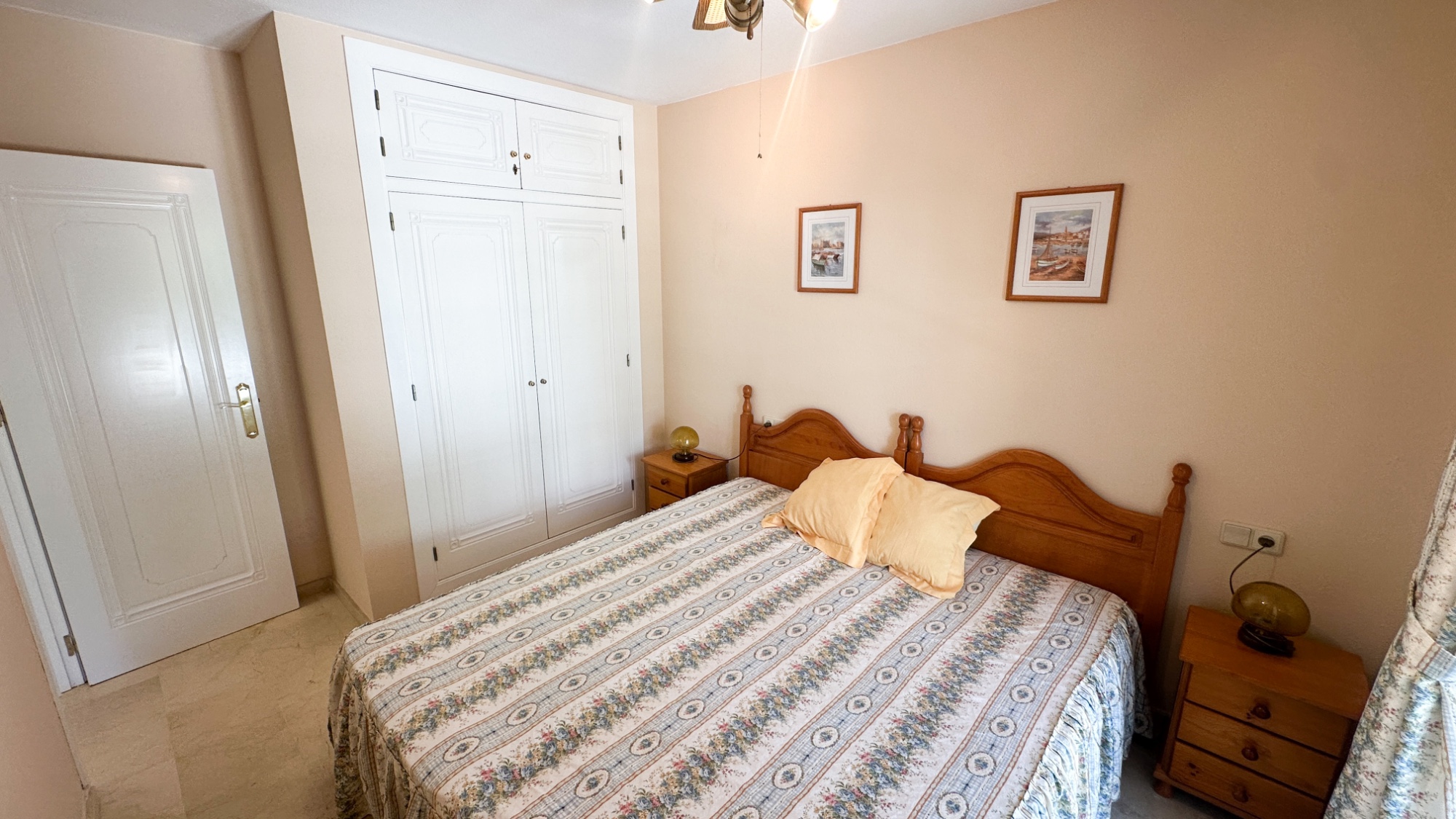 For sale - 2 Bedroom 1 Bathroom Town House in Villamartin - Costa Blanca  - Alicante