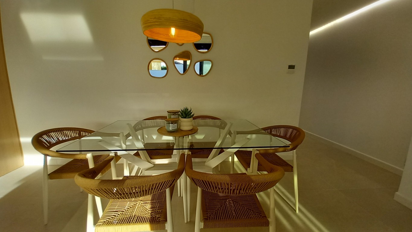For sale - 3 Bedroom 2 Bathroom Villa in El Chaparral - El Chaparral - Alicante