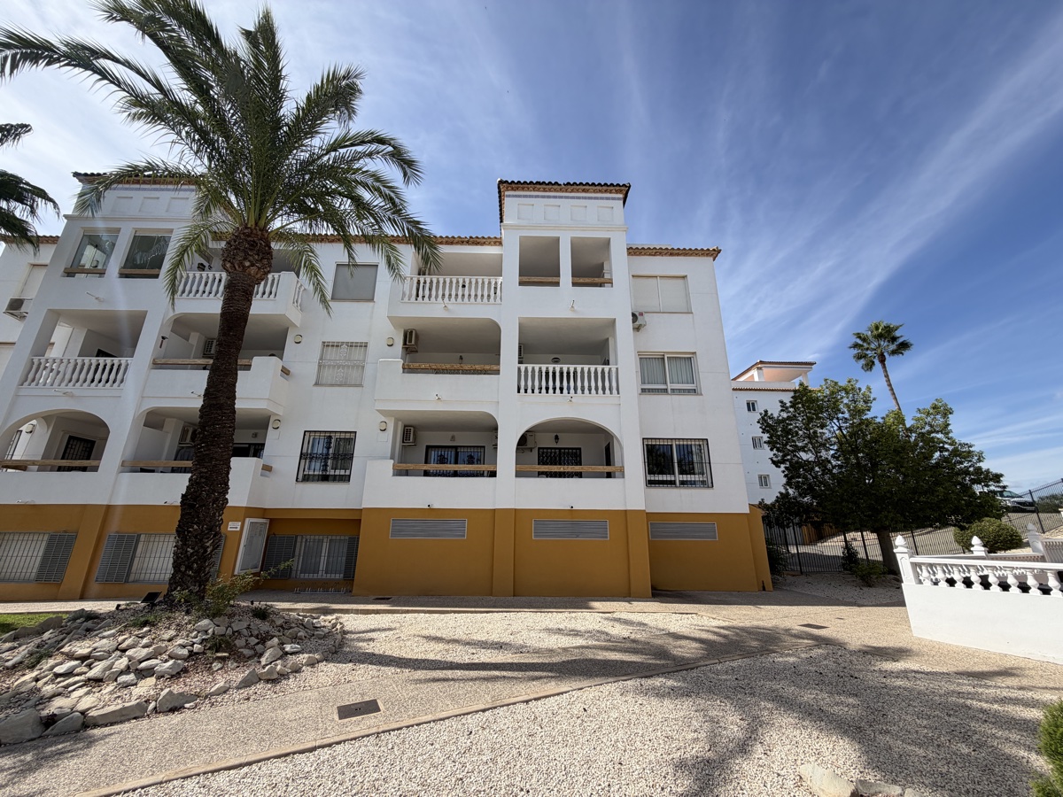 For sale - 2 Bedroom 2 Bathroom Apartment in Villamartin - , Villamartin, Alicante, Spain - Alicante