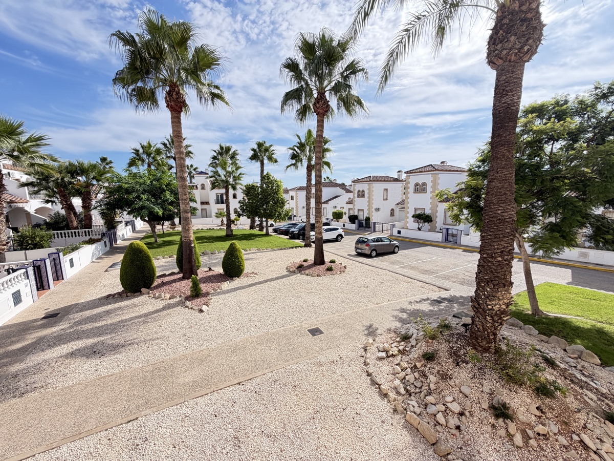 For sale - 2 Bedroom 2 Bathroom Apartment in Villamartin - , Villamartin, Alicante, Spain - Alicante