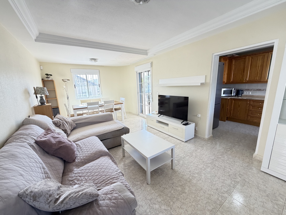 For sale - 3 Bedroom 2 Bathroom Villa in Villamartin - , Villamartin, Alicante, Spain - Alicante
