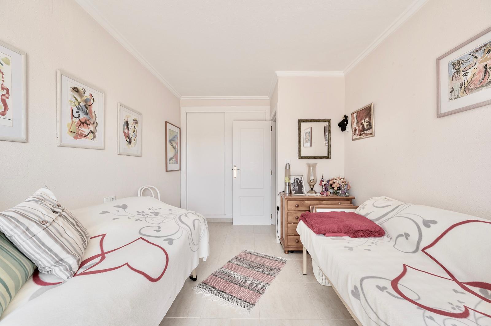 For sale - 3 Bedroom 2 Bathroom Reformed  Town House in Torrevieja - Costa Blanca  - Alicante