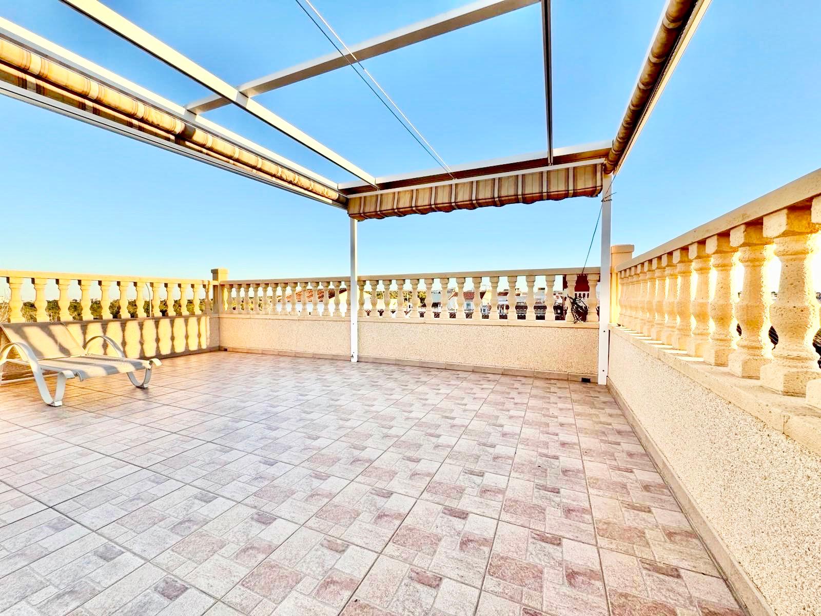 For sale - 3 Bedroom 2 Bathroom Reformed  Town House in Torrevieja - Costa Blanca  - Alicante