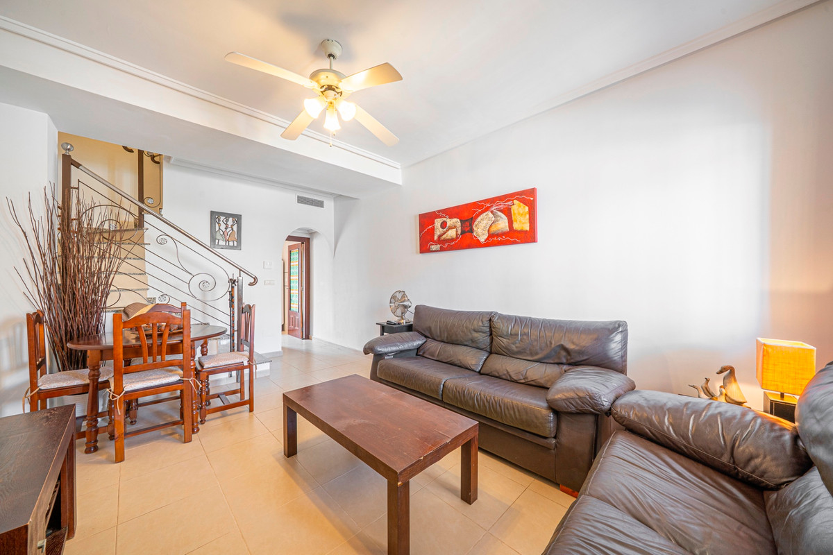 For sale - 2 Bedroom 1 Bathroom Townhouse in Ciudad Quesada  - Ciudad Quesada  - Alicante