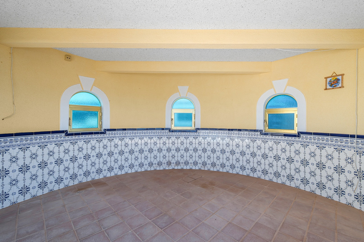 For sale - 7 Bedroom 5 Bathroom Ciudad Quesada Villa in Ciudad Quesada  - Ciudad Quesada  - Alicante