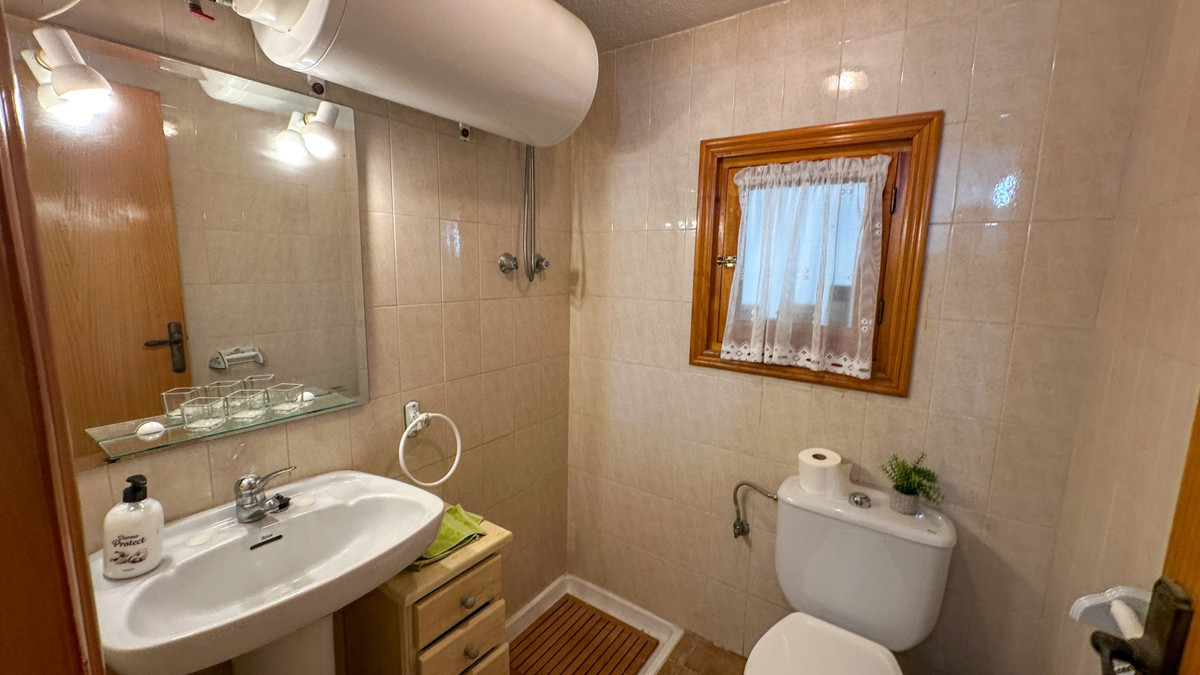 For sale - 3 Bedroom 2 Bathroom Townhouse in Playa Flamenca - Playa Flamenca  - Alicante