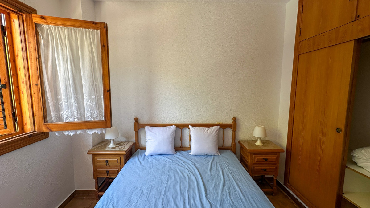 For sale - 3 Bedroom 2 Bathroom Townhouse in Playa Flamenca - Playa Flamenca  - Alicante