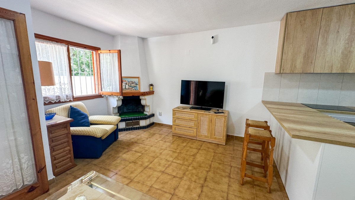 For sale - 3 Bedroom 2 Bathroom Townhouse in Playa Flamenca - Playa Flamenca  - Alicante